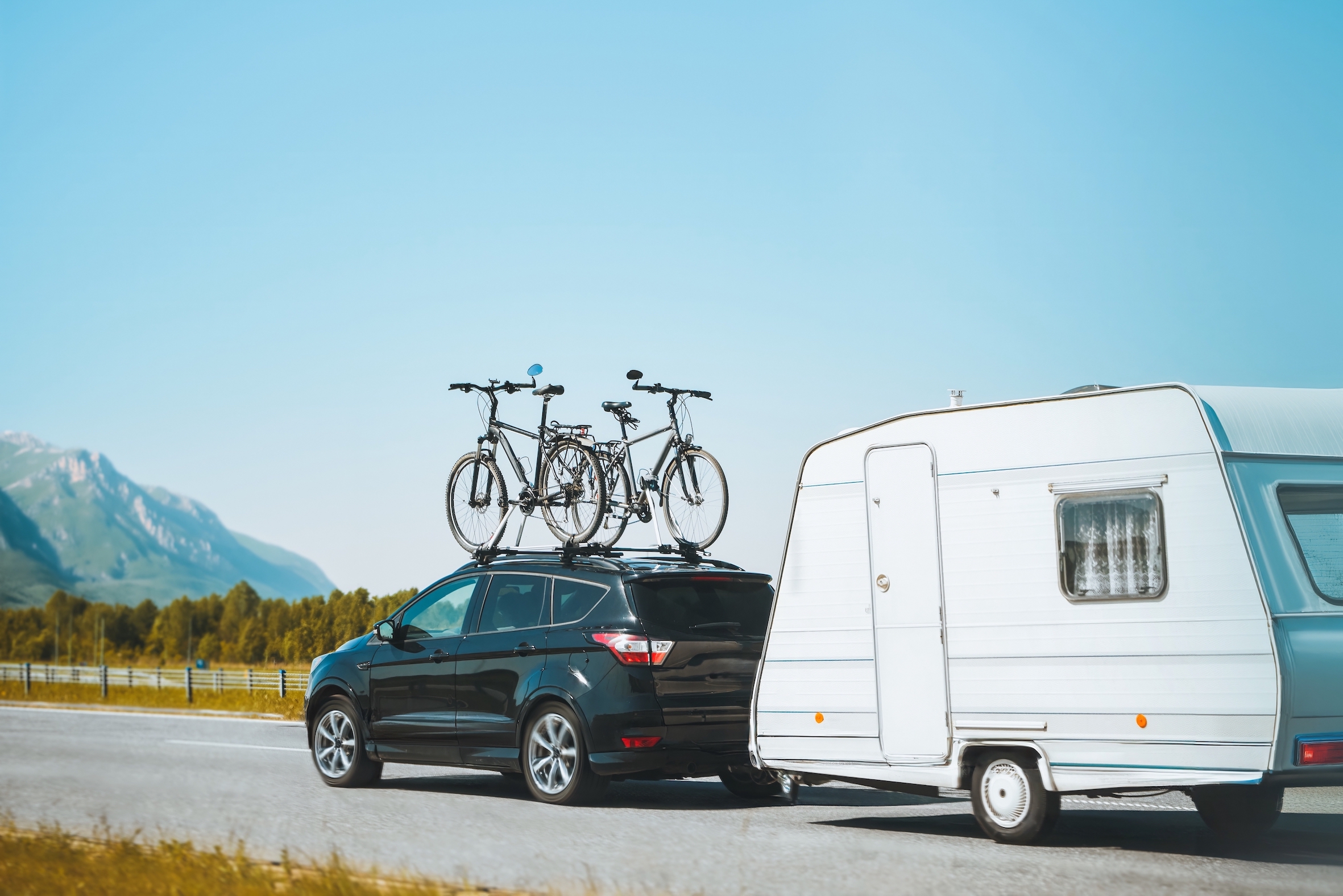 Summer In Your Caravan: Things to Consider Before Start Your Adventures